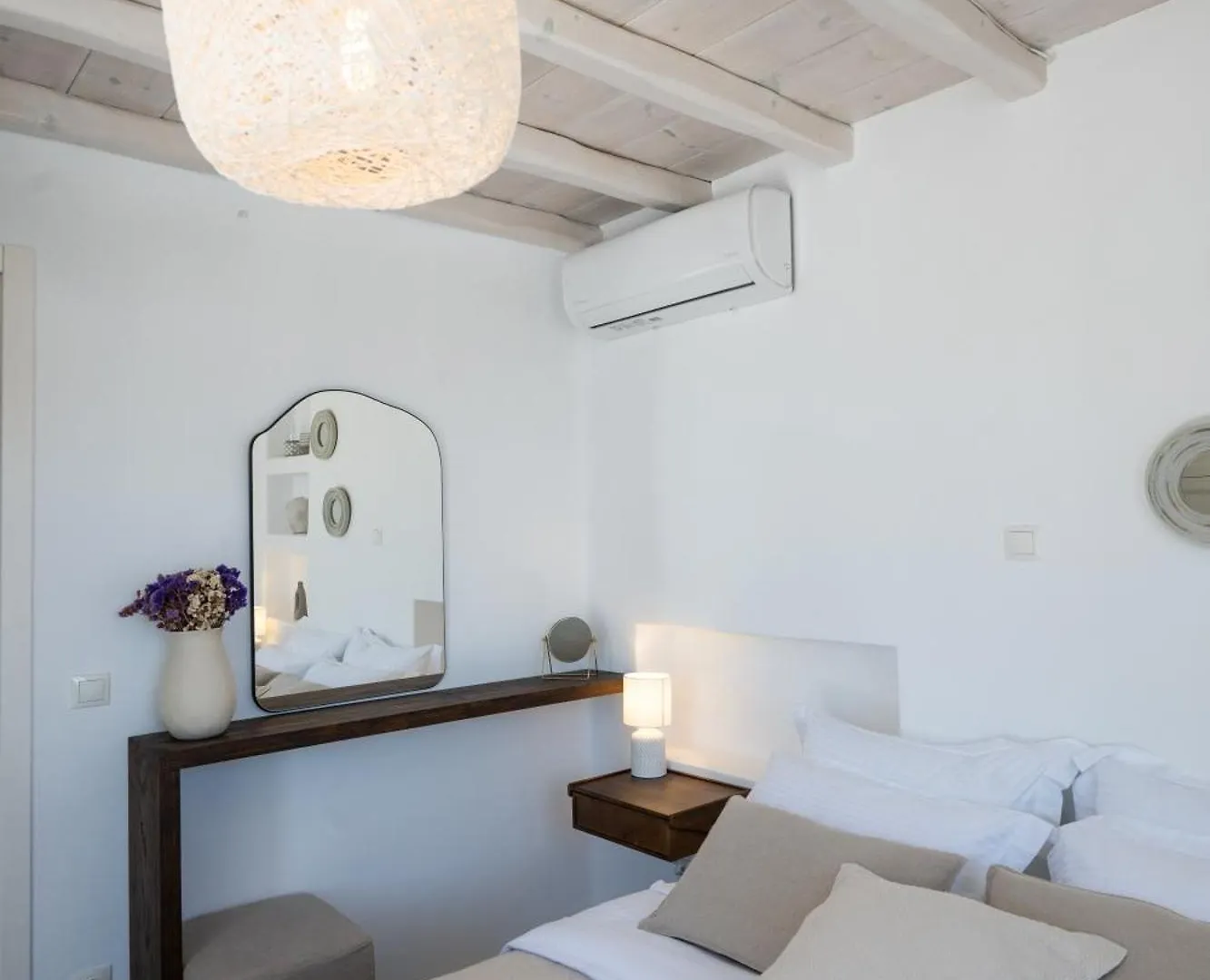 Myconian Theros Luxury Suites Ano Mera Hotel