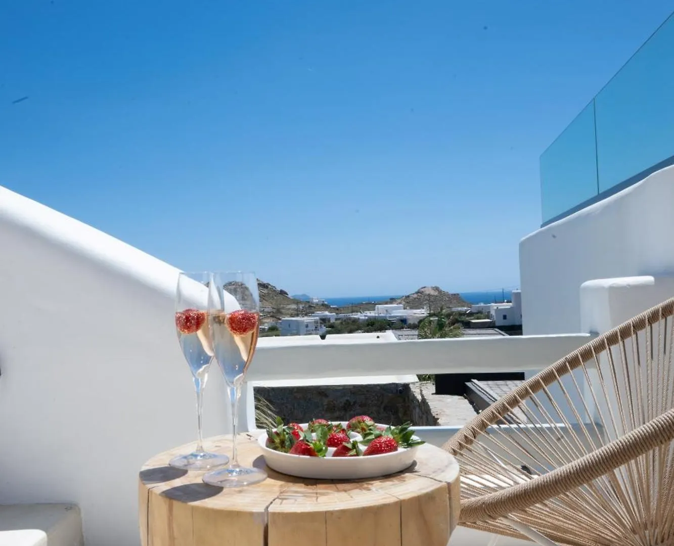 Myconian Theros Luxury Suites Ano Mera