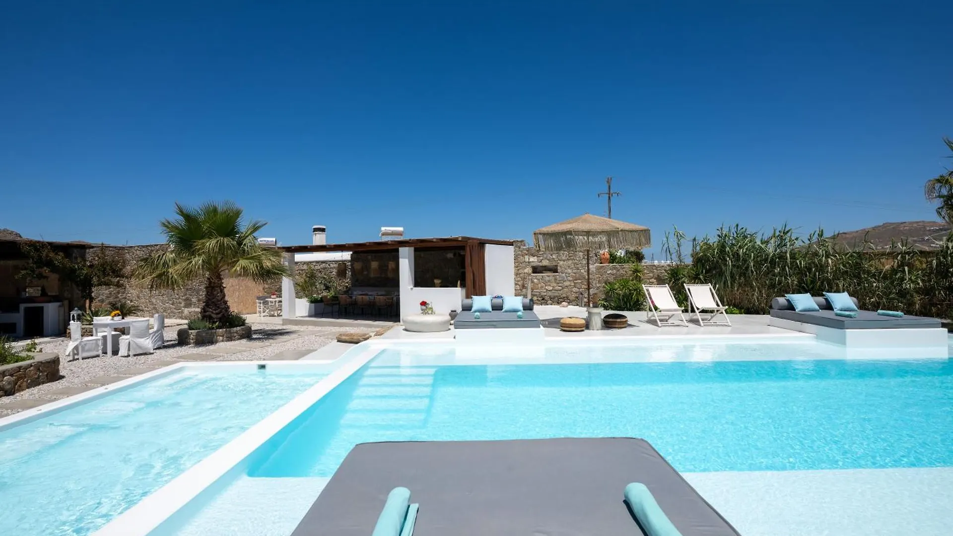 Myconian Theros Luxury Suites Ano Mera Hotel