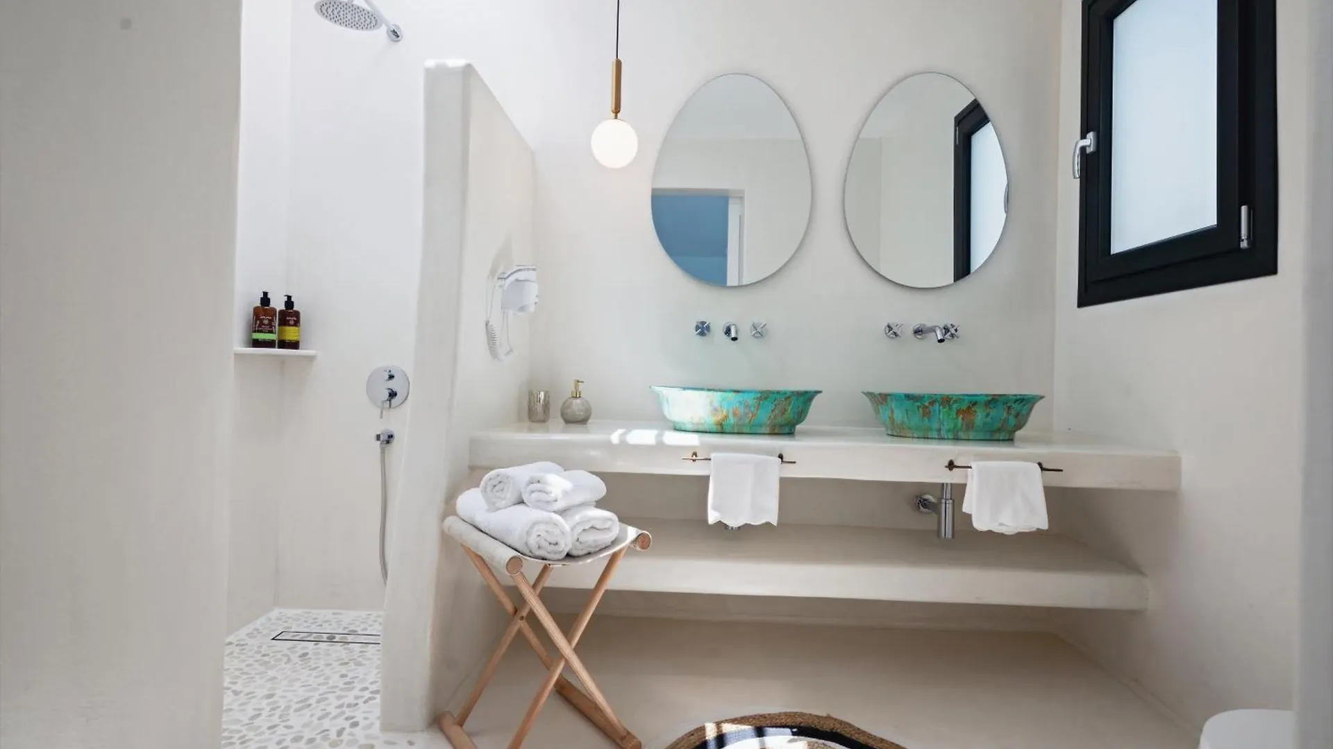 Myconian Theros Luxury Suites Ano Mera Griekenland