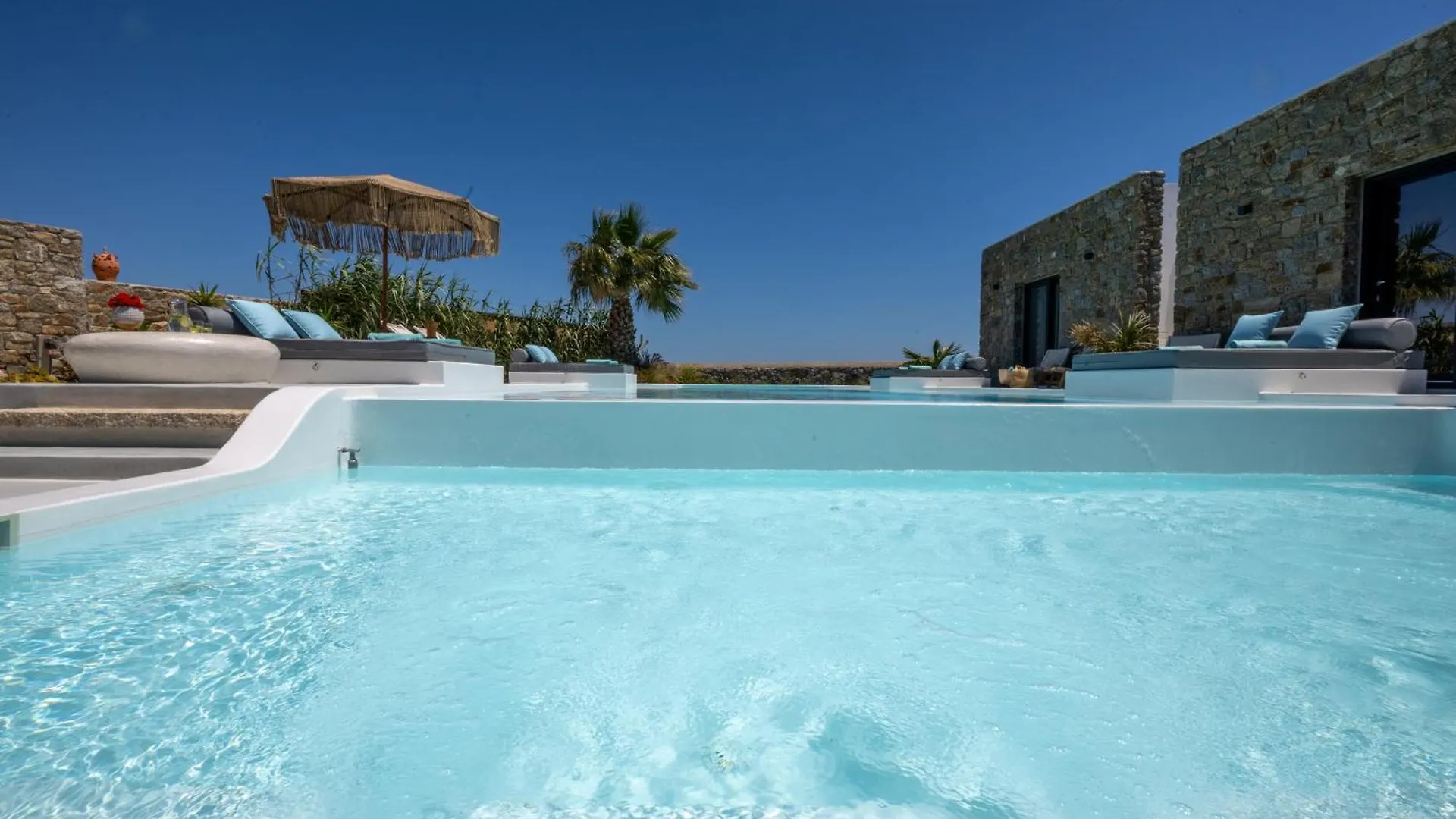 Myconian Theros Luxury Suites Ano Mera Griekenland