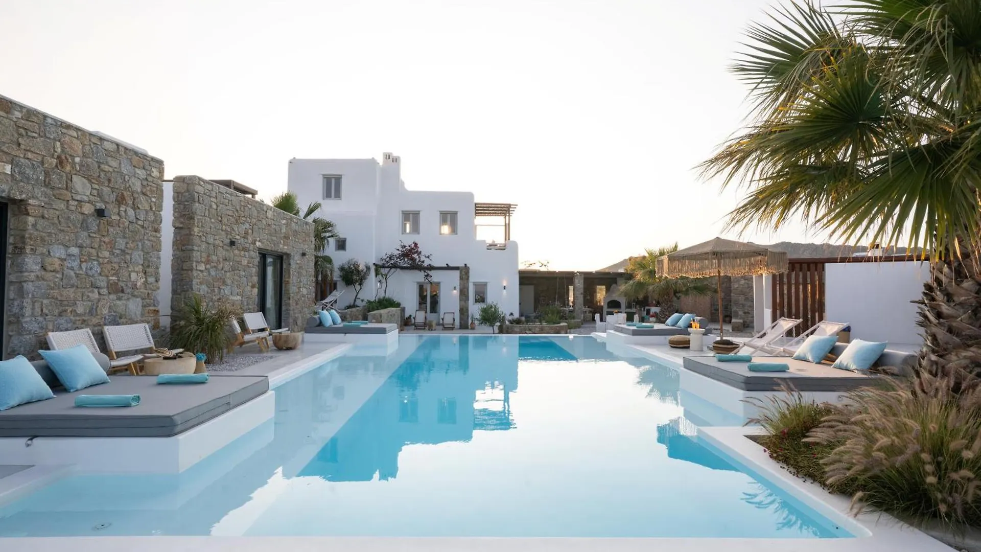 Myconian Theros Luxury Suites Ano Mera Hotel
