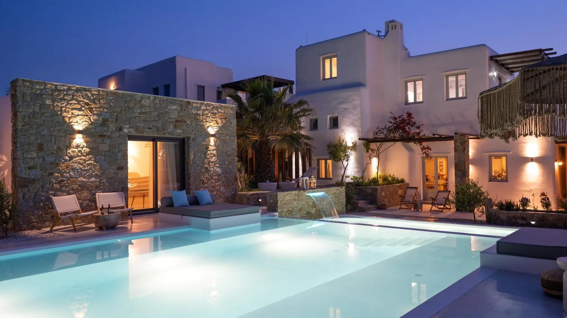 Myconian Theros Luxury Suites أنو ميرا فندق